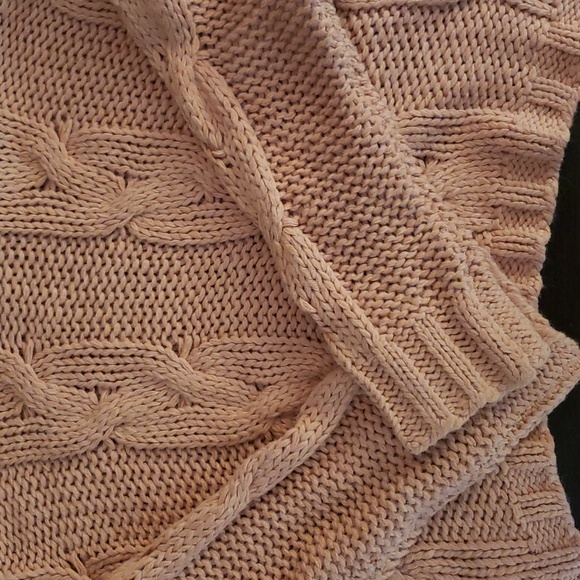 Hyfve | Blush Pink Oversized Chunky-Knit Turtleneck Sweater | Women's (L) - Picture 4 of 4